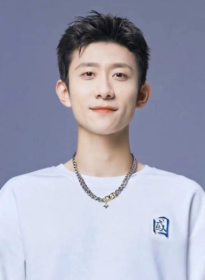21點:那些和杨紫“分手”的男人们,现在怎么样了?