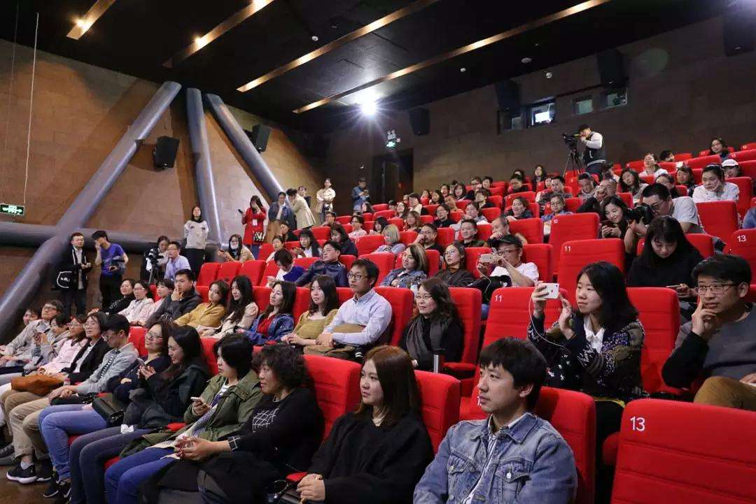 {七贏娛樂}(首映礼的票一般在哪里买)